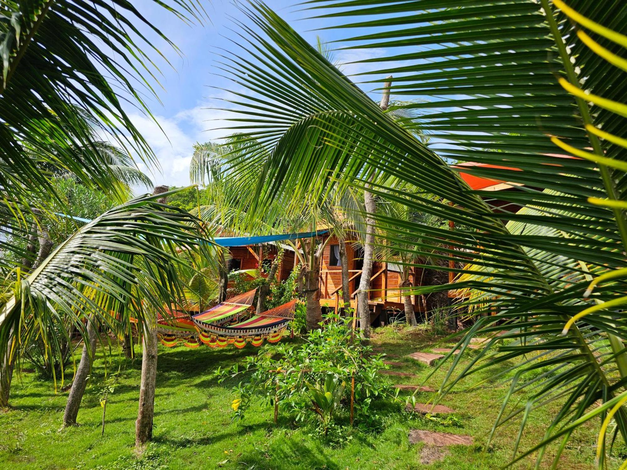 The Lighthouse Retreat, Little Corn Island, Nicaragua Hotell Eksteriør bilde